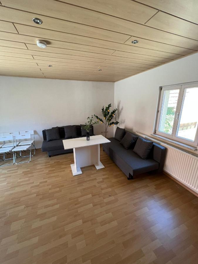 Privatzimmer Im Herzen Von Ипхофен Экстерьер фото