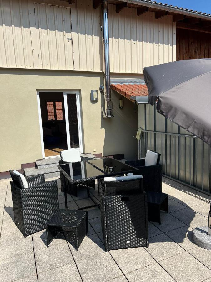 Privatzimmer Im Herzen Von Ипхофен Экстерьер фото