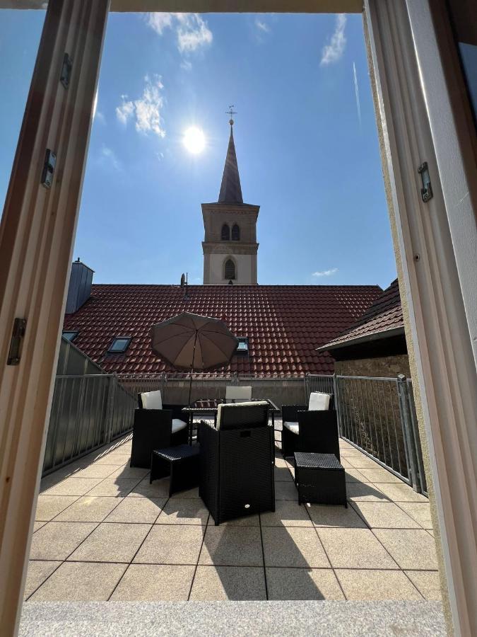 Privatzimmer Im Herzen Von Ипхофен Экстерьер фото